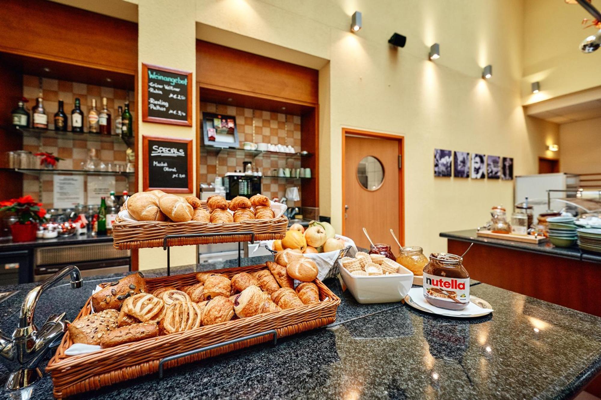 Ibis Wien City Luaran gambar